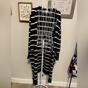 Nine West Monochrome Knit Top